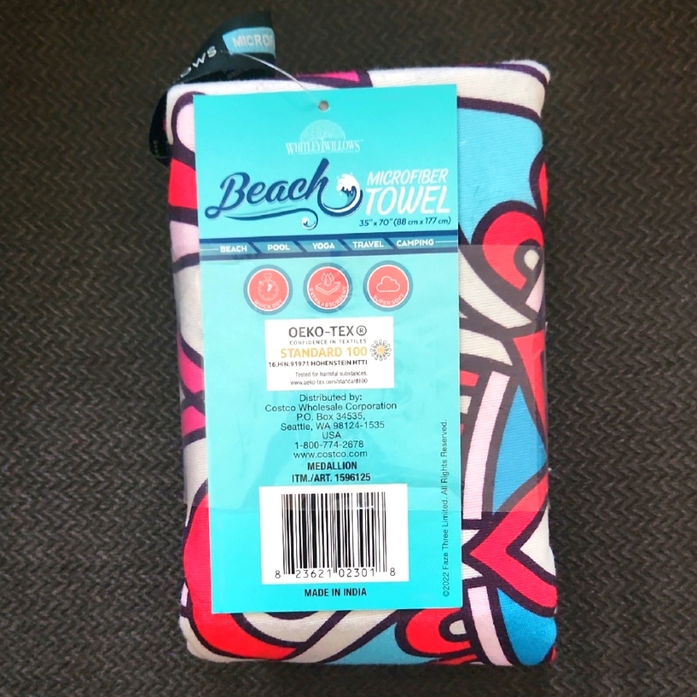 NWT Whitley Willows Multicolor microfiber beach towel. One size - 35" x 70".